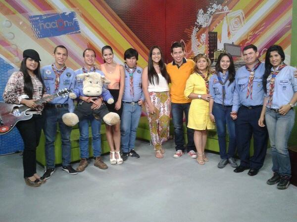 CharterScout's tweet photo. Una foto de ayer en el programa Agenda QBS en el canal @NacionTV  Gracias por la invitación! http://t.co/vfHGDihRqp