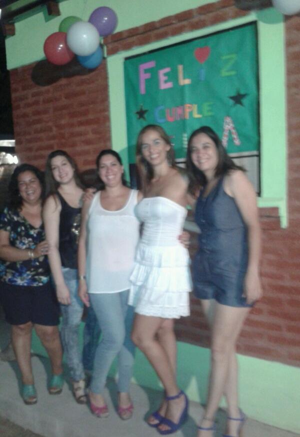 lelu16's tweet photo. Mi cumpleaños Feliz :) http://t.co/Wt17bIzUht