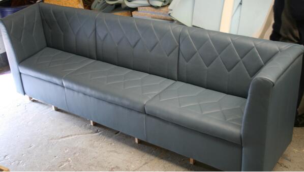 DronfieldUphols's tweet photo. Recover Seating tested and it fits, ready for delivery tomorrow to @Southampton #BarSeating #BanquetteSeating http://t.co/eXEdhNbp1s