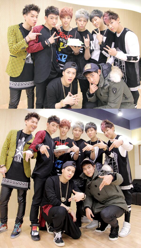 GOT7Official's tweet photo. 데뷔 축하케익과 함께 연습실에 깜짝 방문한 손님은!?
#GOT7 실물을 확인하러 오신 택연이형! 감사합니다♥
Taecyeon prepared a special cake for GOT7!
#GOT7은메이크업했어요 http://t.co/oNWm7FYbit