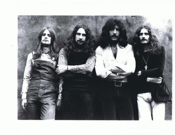 AppleMusic's tweet photo. "SAB-BATH! SAB-BATH!" Black Sabbath's classic albums are now Mastered for iTunes. #TBT http://t.co/aDQe4AVFSX http://t.co/LNdZLMYVnU