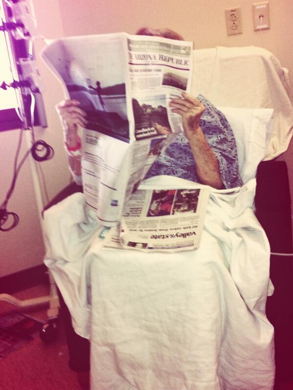 gingerdawnrough's tweet image. Two days after surgery and all she wanted was to read the paper! Happy to oblige. #loyalreader #gograndma