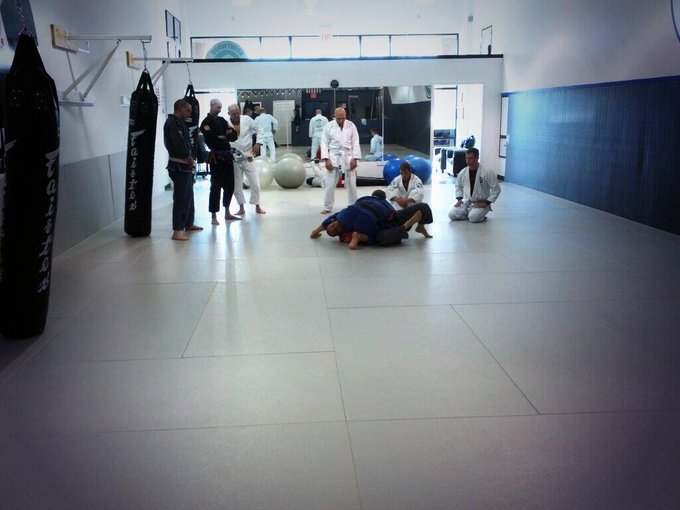 at brentwood bjj today. Sittin out this one last night was rough haha.  http://t.co/ML5TG7ket3<a href="/tag/virgo"class="tags"><span>#virgo</span></a>