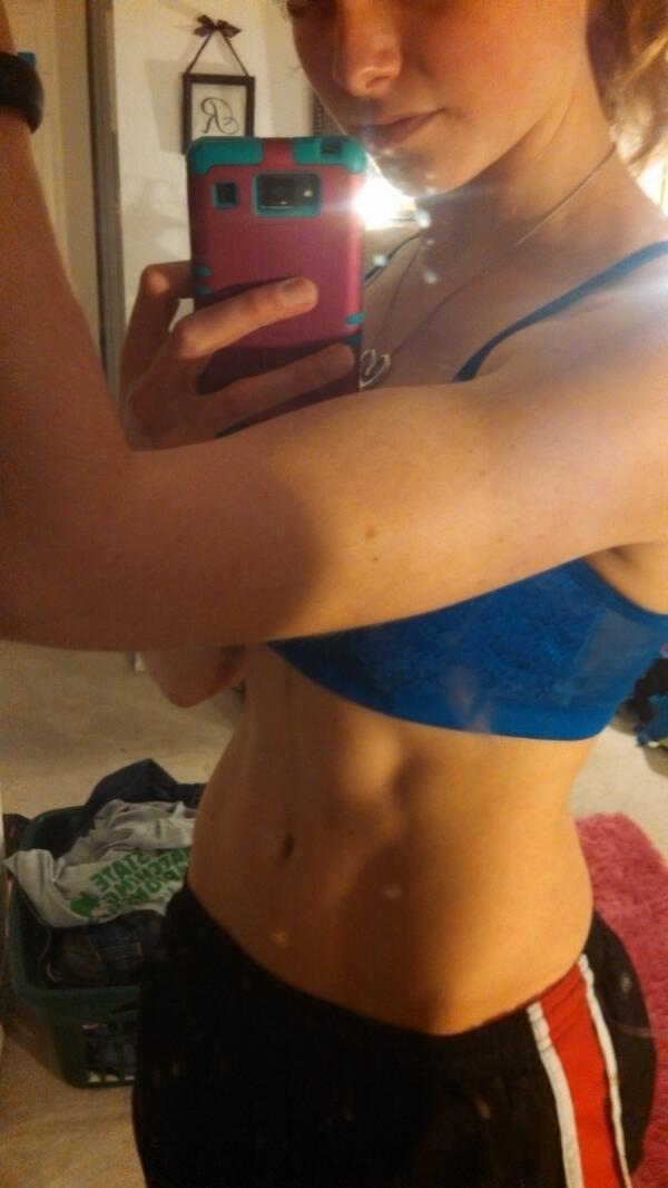 encouragefit's tweet photo. Baby bi's and some oblique action! #fitand healthy http://t.co/rtYfxjsqKj