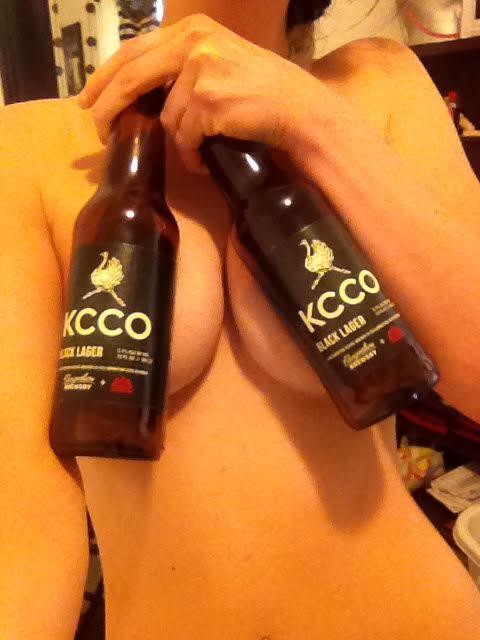 chivetv's tweet photo. So beer-bras are a thing now...watch out hand-bras, you have some competition. #beerbra #kccoblacklager #flbp #kcco http://t.co/qfCVNtuByV