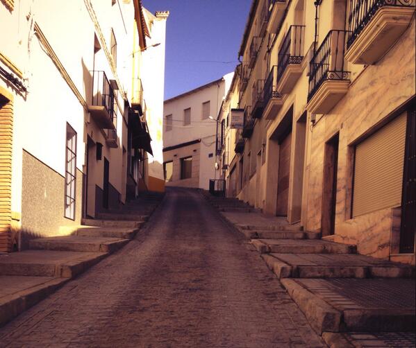 cachucaro's tweet photo. hacia el ayuntamiento http://t.co/eLj9UJID8j