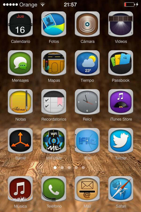 maurimuy's tweet image. @Zooropalg :) #homescreendesigner