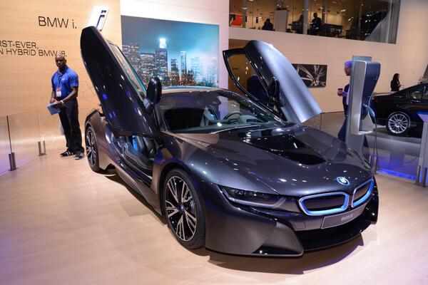 BlogMotori's tweet photo. [LIVE] #BMW i8 at the 2014 North American International Auto Show @NAIASDetroit @BMWi @BMWi_Italia #NAIAS http://t.co/I29VruAQoW