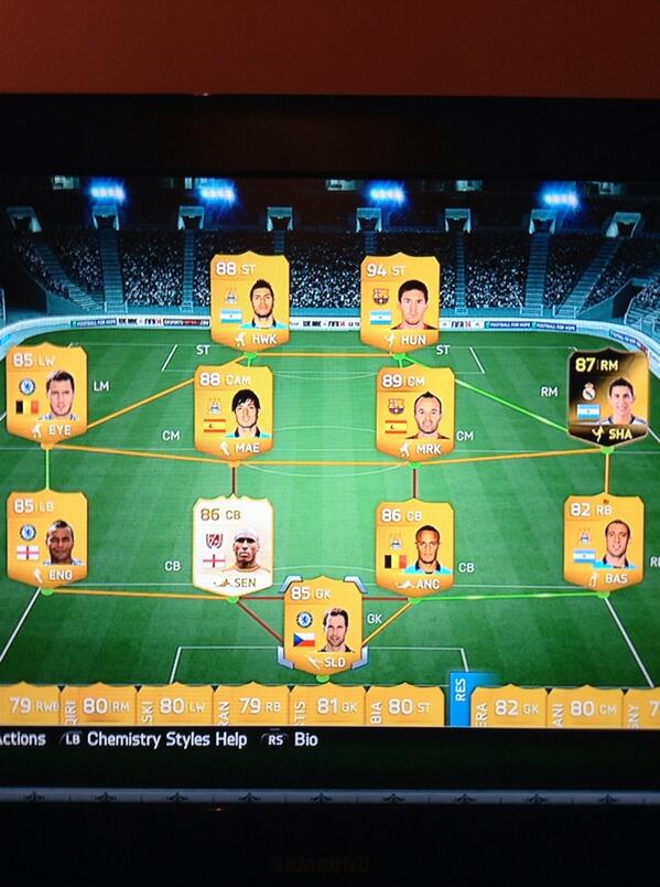 Rhyscarmichael_'s tweet photo. @FIFAWAGERS_36O wager xb1 http://t.co/2lUfEpZ7Bs