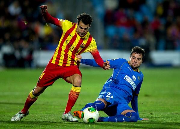 PhotoFCB's tweet image. Cesc aganinst Getafe @barcastuff