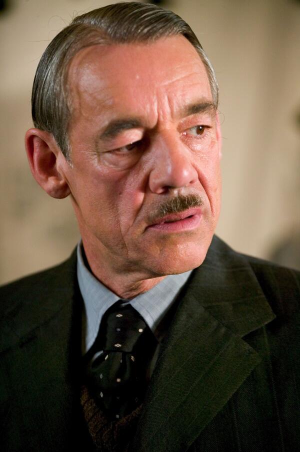harrypotter's tweet photo. We are saddened to hear of Roger Lloyd-Pack’s passing. Thank you, Roger, for sharing your talent with us. http://t.co/GaSBIxKuwK