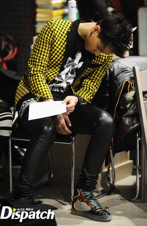 BeJ9IVcCIAEuRpN.jpg:large