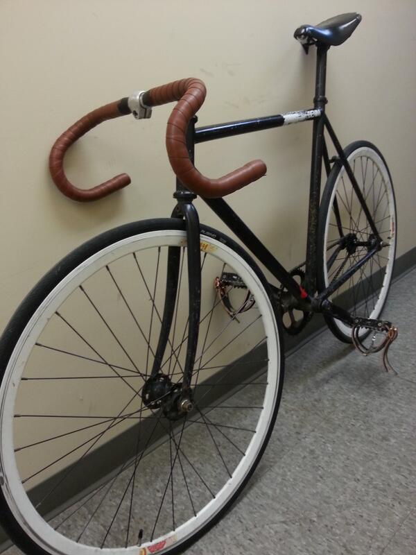 themikeroy's tweet photo. Stolen bike near Queen/Spadina area. Reward for return. @BikesOnWheels @CycleToronto @biketo @bikepirates #toronto http://t.co/fsTOvEwqJn