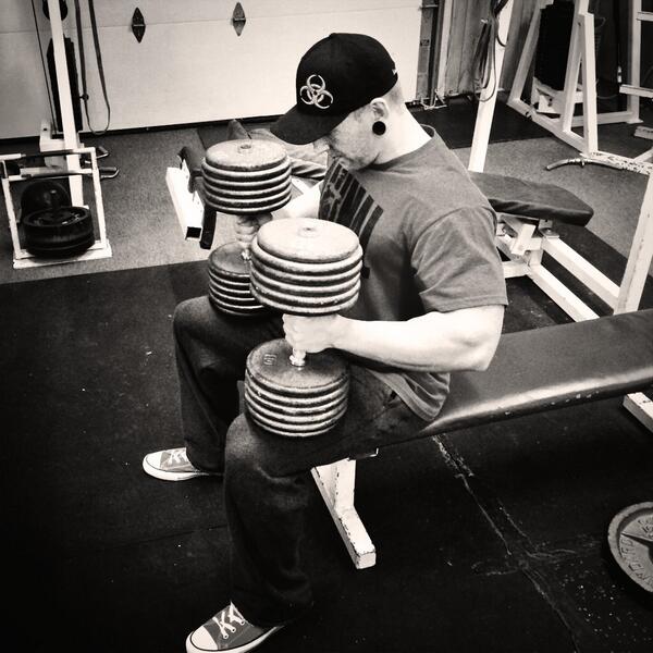 Arlie36McLellan's tweet image. Smashing chest never felt so good! #mutant #Mutant4LIFE #iRepMutant