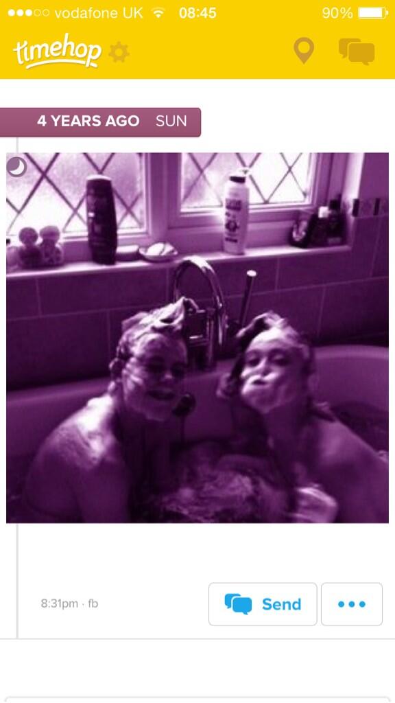 carina_howard's tweet image. Ahahahahhahaha #4yearsago #notmodels @hollynye