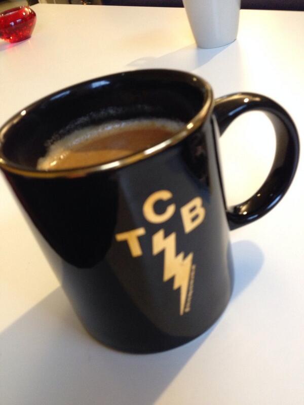 PalmLennart's tweet image. Morronfika i radiofabriken