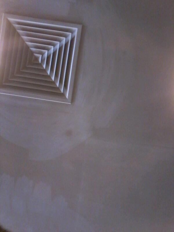 huimunxx's tweet image. #whiteceiling "@melanielimxh: #ceiling # starbucksceiling http://t.co/Bsn2zZTLlJ"