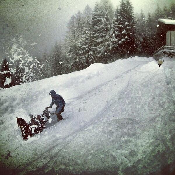Matteo Benciolini - rafting guide &amp; kayaker - circondato dalla neve! Surrounded by snow in the #Dolomites