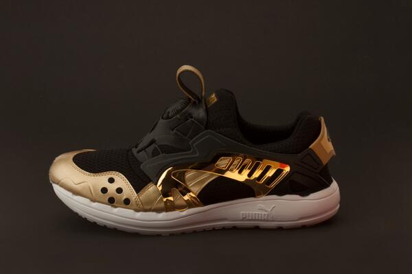 PUMA's tweet photo. Sparkle things up with these futuristic beacon of the 90's nostalgia @schuh #nolaces #WornMyWay http://t.co/zCi7i4ZfzW