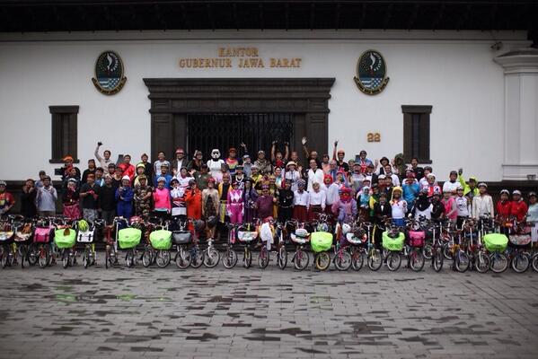 <a href="/BromptonBicycle/">Brompton Bicycle</a> <a href="/BromptonID/">Brompton-Indonesia</a>