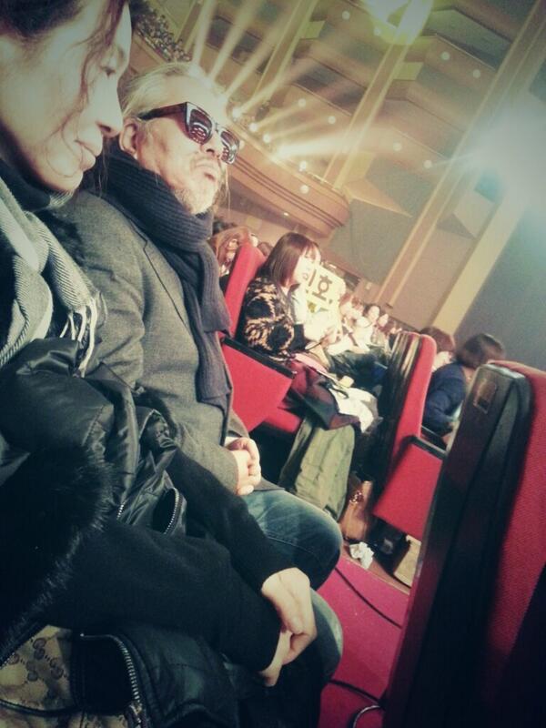 messiah0103's tweet photo. 골든디스크 시상식에 전인권님이  납셨다.
그냥 백호 한마리 같았다 http://t.co/JObrLgKOO1