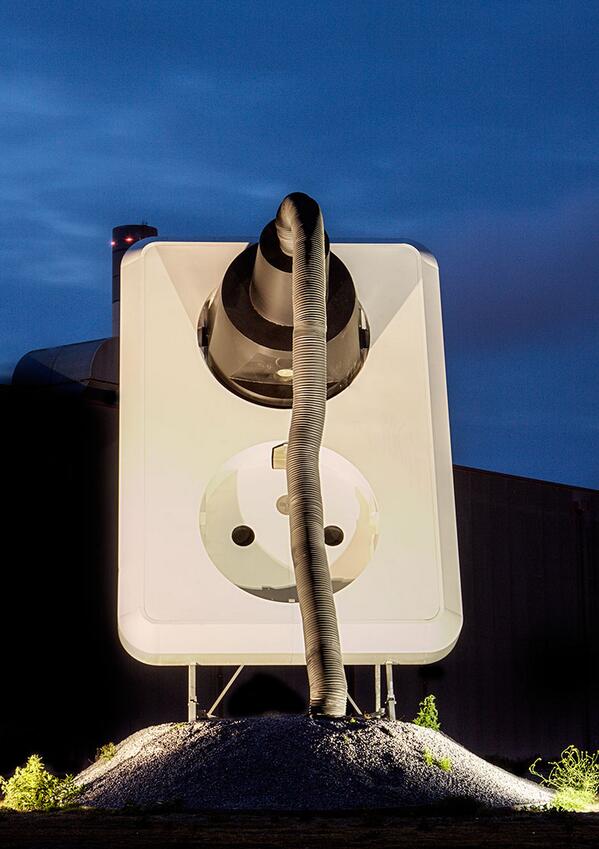 daltopper's tweet image. Standbeeld eon centrale tweede maasvlakte #rotterdam