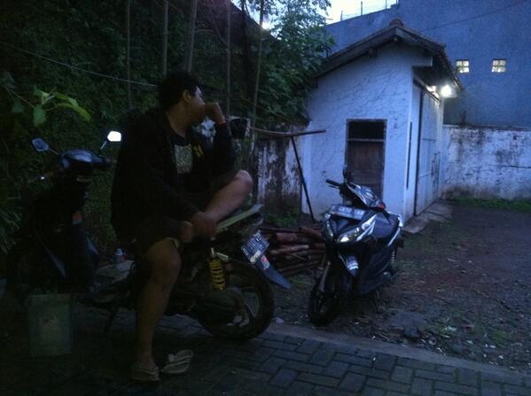 Orang sabar di sayang heulang "@ConanBandung: Naaa vario urg kie kie wae <a href="/SFCornering/">SunFlower</a> "