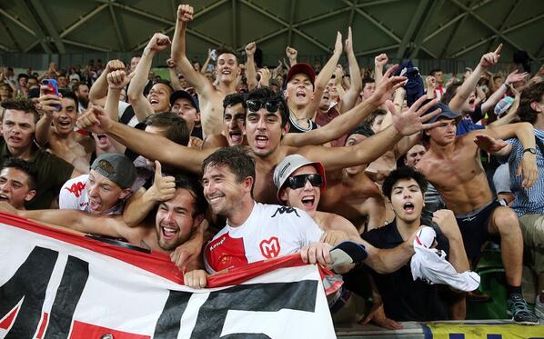 “@salheraldsun: 3-1 winners. <a href="/MelbourneHeart/">Melbourne Test</a> fans celebrate with <a href="/HarryKewell/">Harry Kewell</a> #MHTvNEW #finally #HeartBelieve ”