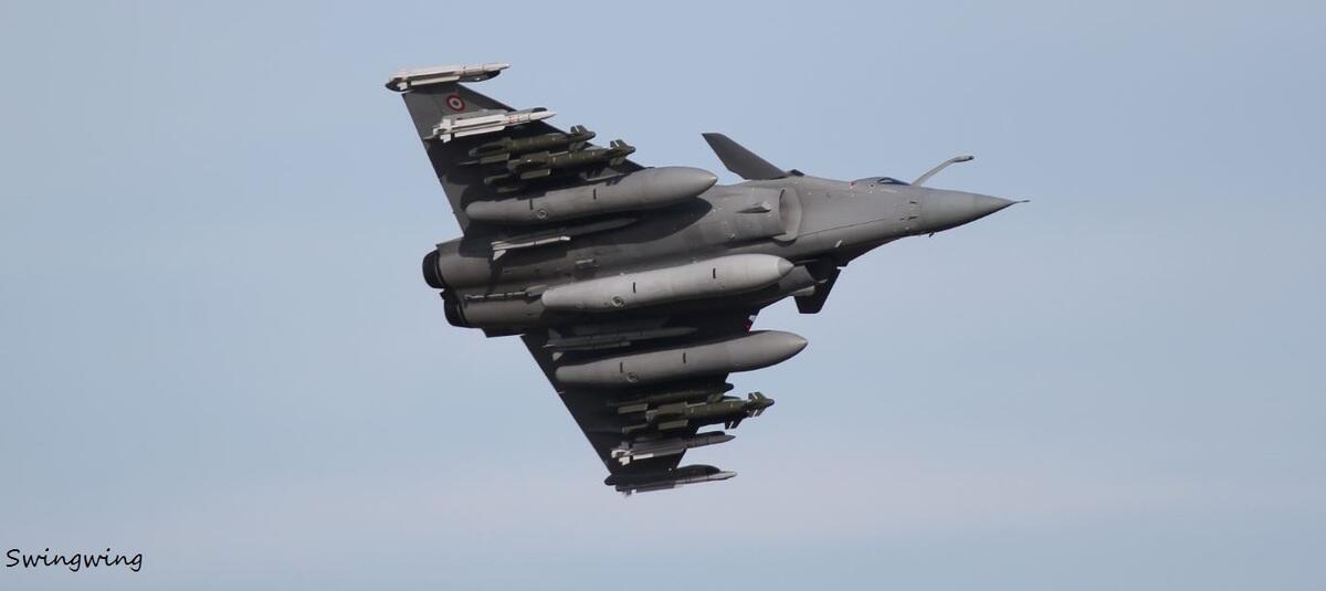 BeM9pRzIIAAAENF.jpg:large