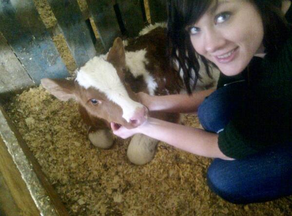 Throw back to me and Marleny, my little fat Red! #Felfie #dairyfarmforlife #farmon #septemberdairy #farmforlife