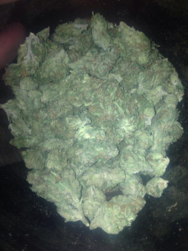 KushNames tweet picture