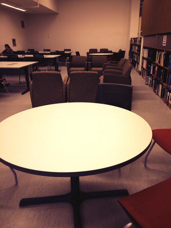 katpenner's tweet photo. New space on the 2nd floor of Dafoe! Check it out... http://t.co/9lVdiC9COs