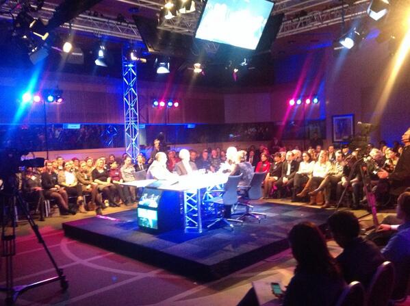 Duidelijker zien? En horen over ambassadeurs en dilemma's in hun land? Face2facebz.nl #NLamb2014 #voorNLwereldwijd
