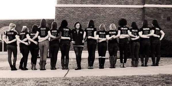 eastacettes's tweet photo. Game day! Let's go aces! #EastOverSE 💙✈️ http://t.co/6Ok96ewQ3U