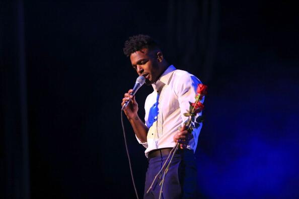 LukeJamesDaily's tweet photo. We've added 19 professional photos of @whoisLukejames performing at Raio City Music Hall http://t.co/CIBVYYHVf5 http://t.co/nrKVbeafjJ