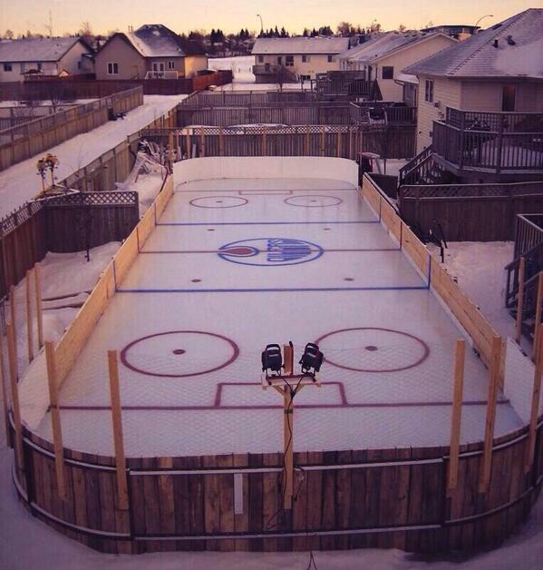PuckPorn's tweet photo. RT if you would love to have this in your backyard! http://t.co/0EfRlgPhhD