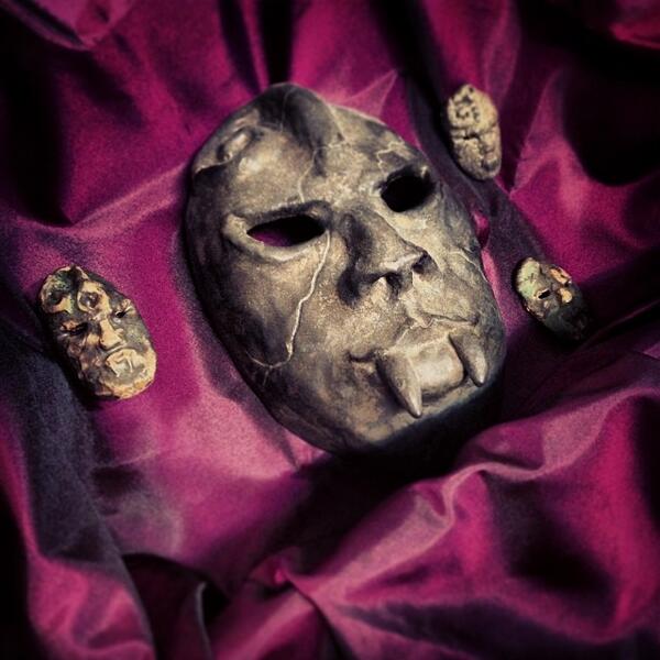 yllan's tweet photo. 明天在台北耕莘文教院展出我的 JOJO 陶器作品,歡迎試戴~
活動資訊:
http://t.co/R8U4thejuY
(其實只是我很不要臉,去拜託朋友擺放在他們攤位上而已 XD)
#yllan #jojo http://t.co/StCnd6B0vz