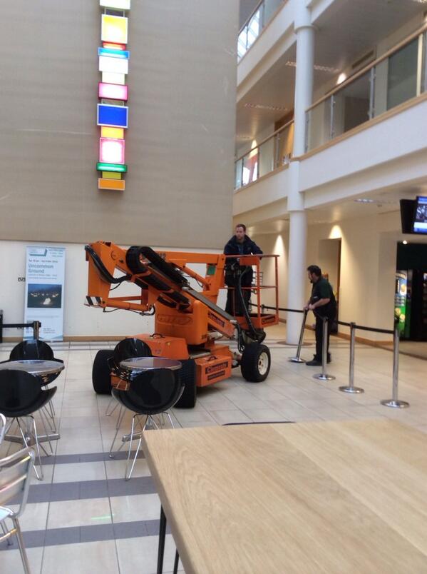 New meetings platform at warwickuni house atrium -raise higher when your turn to speak ;-)