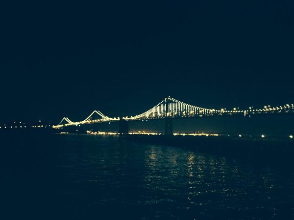 rossanahu's tweet photo. “@wallpapermag: One of our favourite memories of San Francisco; Leo Villareal's The Bay Light installation http://t.co/c4Aey428HE”nice