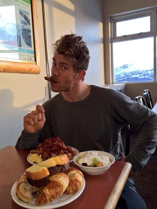 WhistlerBlckcmb's tweet photo. RT @BradenD: Local hero @ColinDWatt loading up for the last day of #deepwinter   #deepbreakfast http://t.co/EZT84w19oR