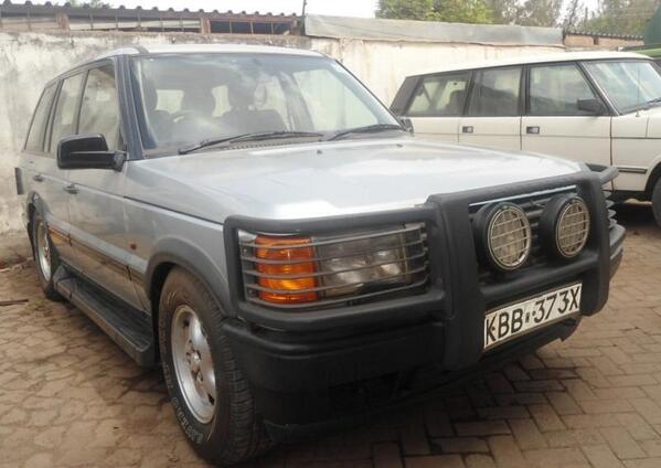 GalleriaMotors1's tweet photo. Range Rover House, 1999, KBB, 4000cc, Petrol, Leather, Auto, Kshs 980,000 Call 0725-442025 #ZoomAuto http://t.co/rrjPYKnfJr