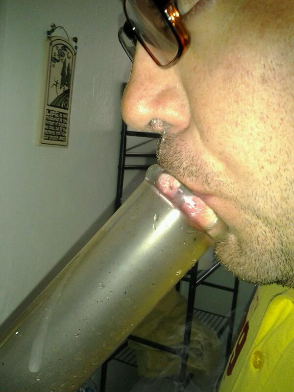 JasonBTMR's tweet photo. When you take hits from the bong when your sick as shit.
Snots from the bong.@marionbarry666 @goregasam http://t.co/azU2qxoSpK