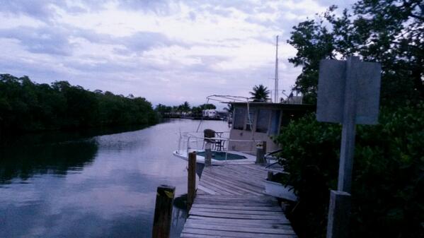 gundr's tweet photo. Day 18- 53 mi to Pelecan Cay Campground on the edge of key Largo.  Scenery is not to shabby!  

#KEYWESTORBUST http://t.co/acO4xWteZl