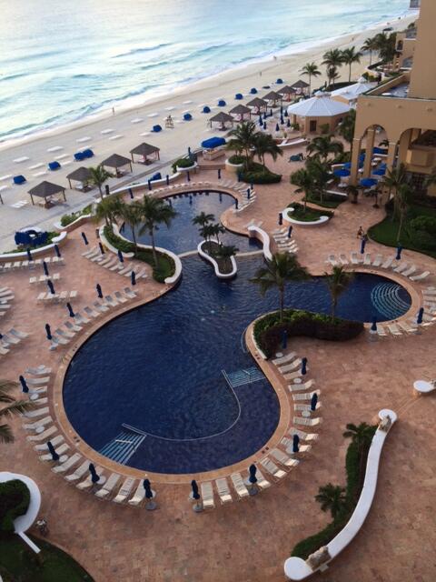 RamDestinations's tweet image. Sunrise view from the Ritz Carlton, as the sun sets here on the east coast. Only 14 more Shabbatot. Shabbat Shalom!