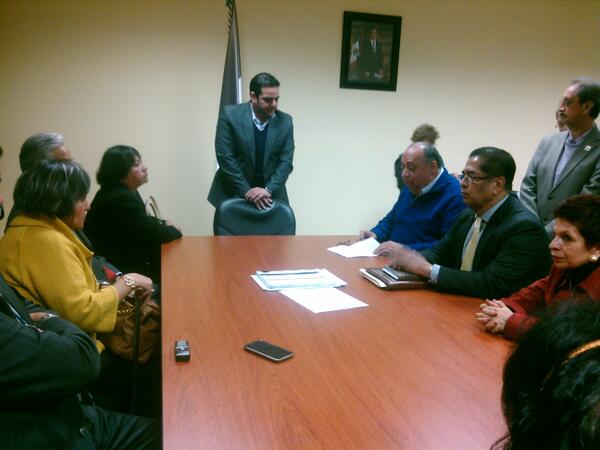 elsoldepuebla1's tweet photo. Martes comienzan pláticas #ASPABUAP y #SITBUAP con @BUAPoficial  para discutir revisión salarial. http://t.co/mhpvMLYhSl (vía @vegacolina)