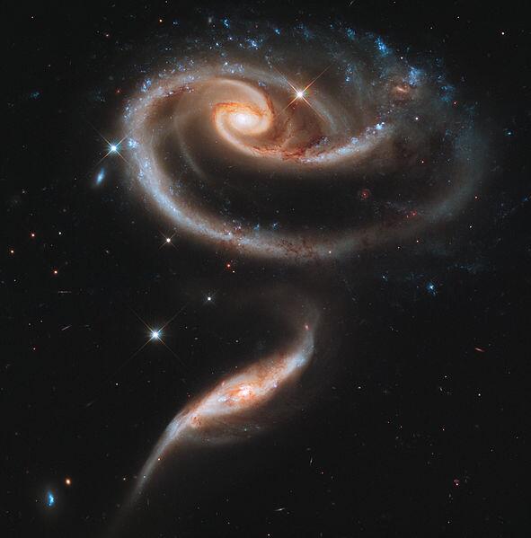 EpicCosmos's tweet photo. 300 million light yrs from Earth lies Arp 273. Its believed the smaller galaxy passed through the larger one. Hubble. http://t.co/wRdApJlmsY