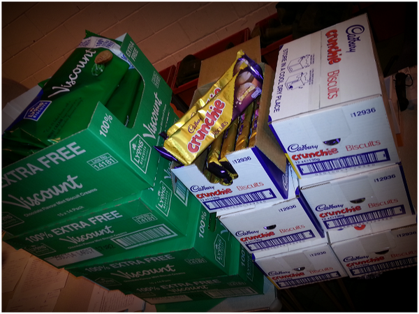 mike331278's tweet image. Thank you #BurtonsBiscuits for their kind donation to the volunteers in the search for #MikaeelKular @MuirhouseTRIM
