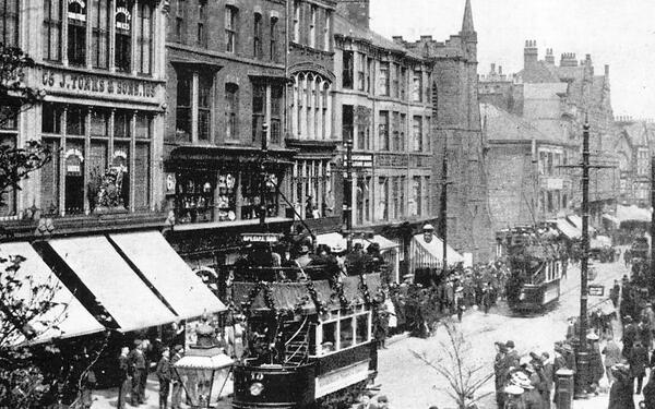 PostcardsofS's tweet image. More trams on Westborough from 1919. In front of WH Smiths. Note church at end of Aberdeen Walk now long gone