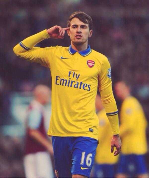 FootyinPhotos's tweet photo. Aaron Ramsey [@ibrahim_abba] http://t.co/AdeFpl0PnB