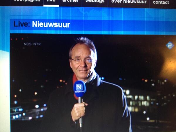 remyvanmannekes's tweet image. Minister Kamp op het dak bij de collega's van #ProTime #mediacentrale